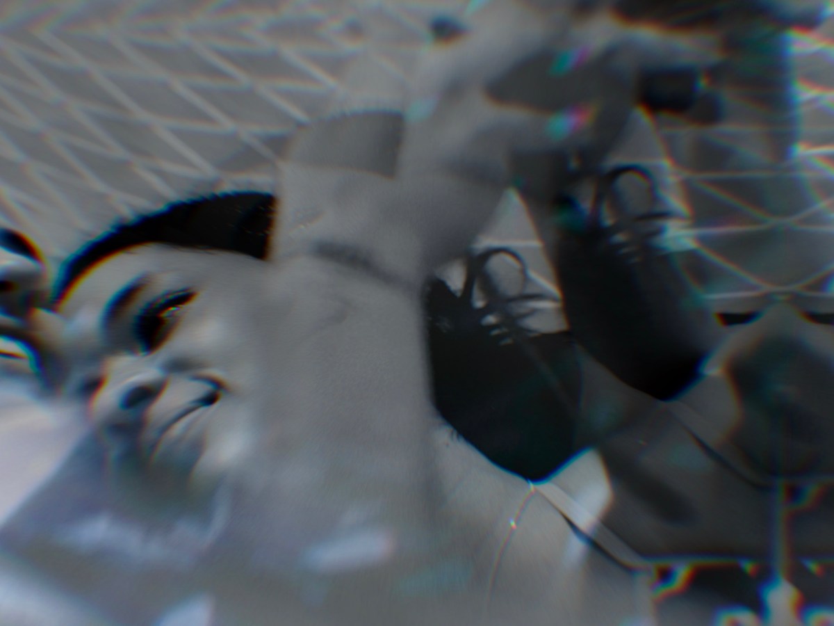 ‘Souvenir’ – Review&nbsp;(SXSW)